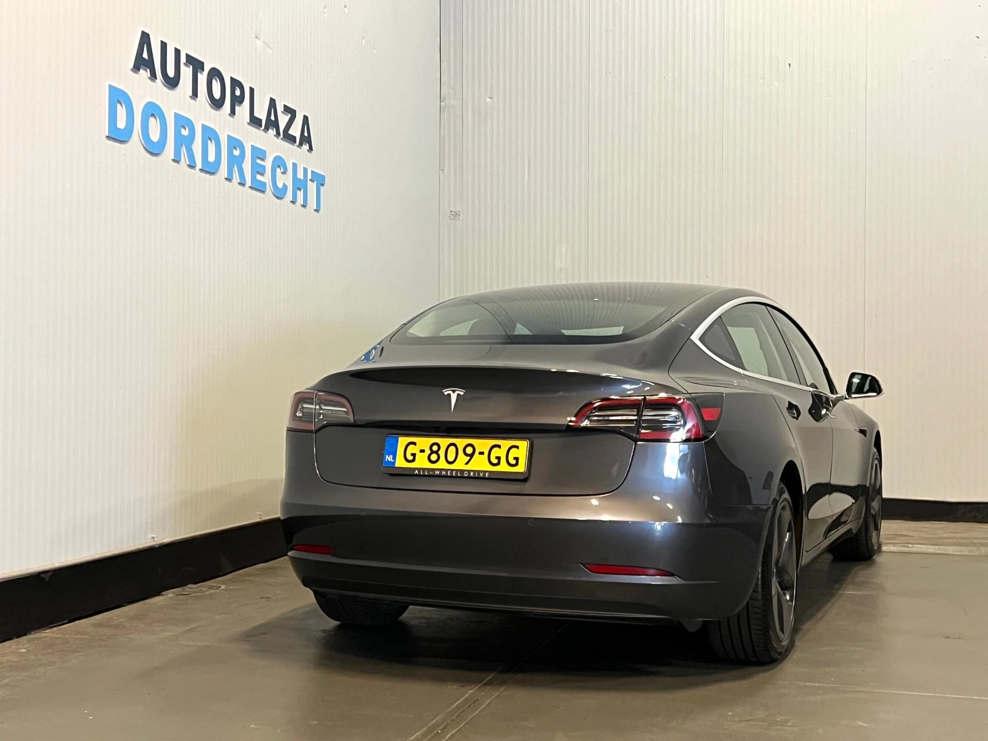 Hoofdafbeelding Tesla Model 3