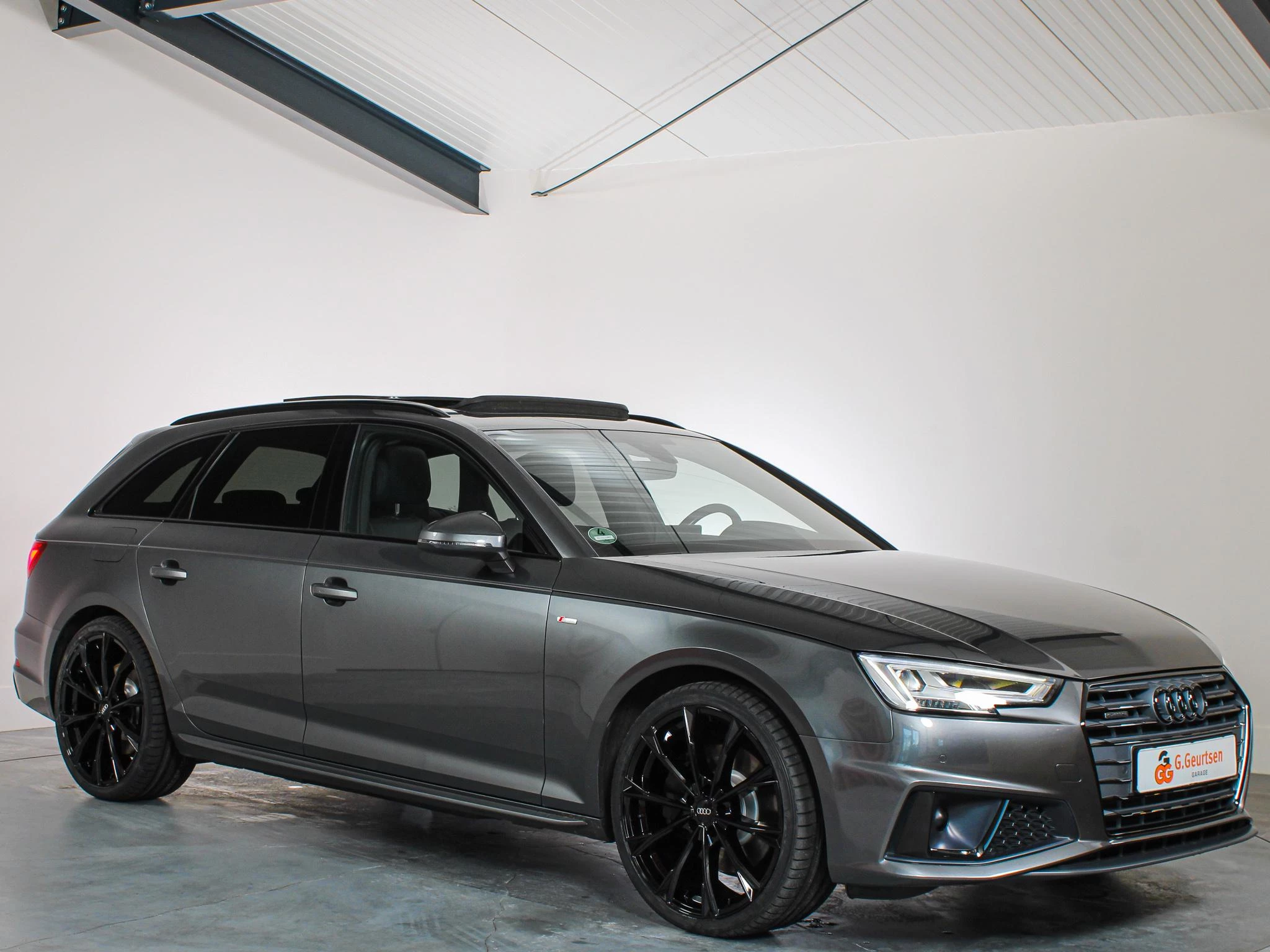 Hoofdafbeelding Audi A4