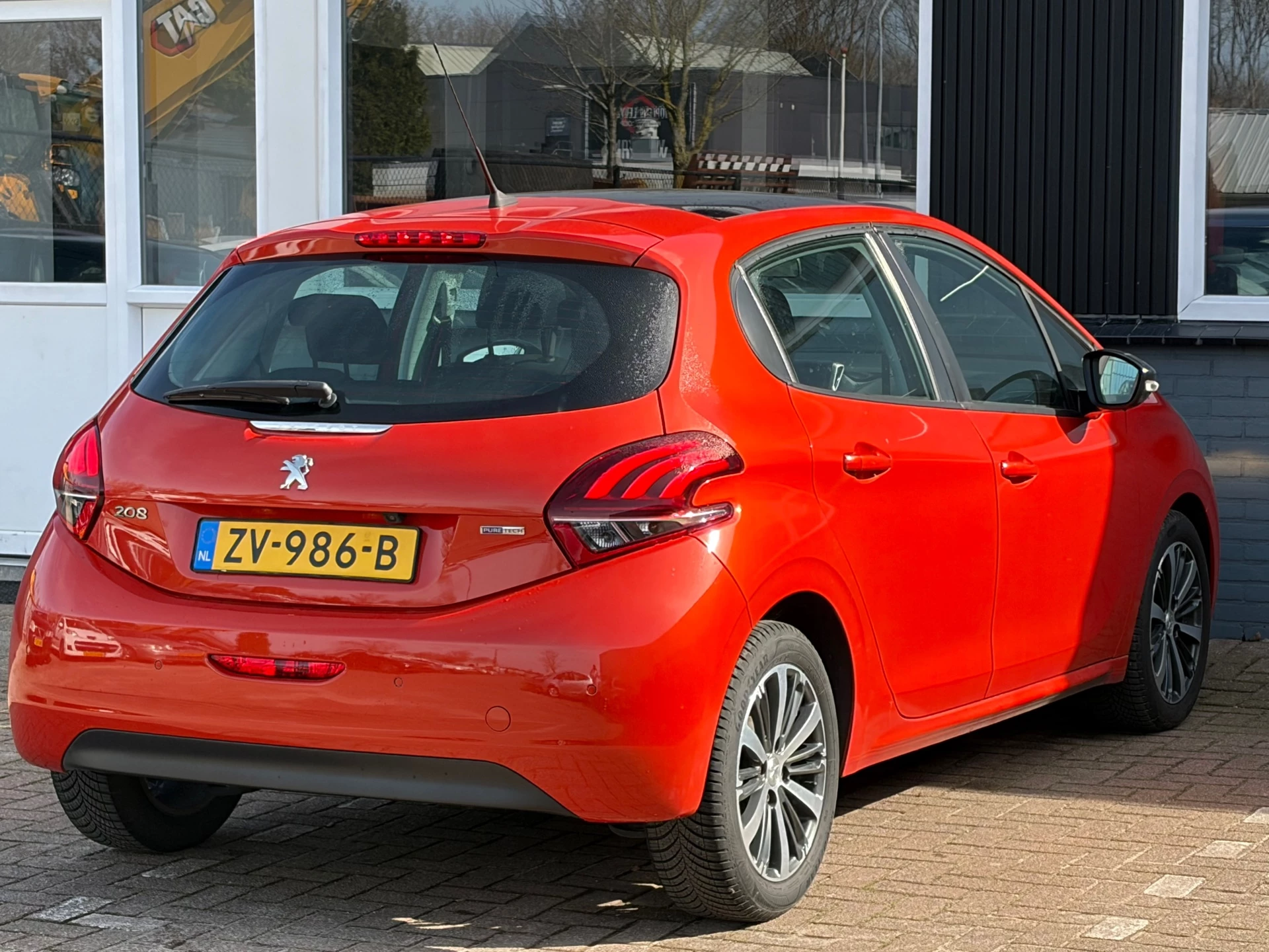 Hoofdafbeelding Peugeot 208