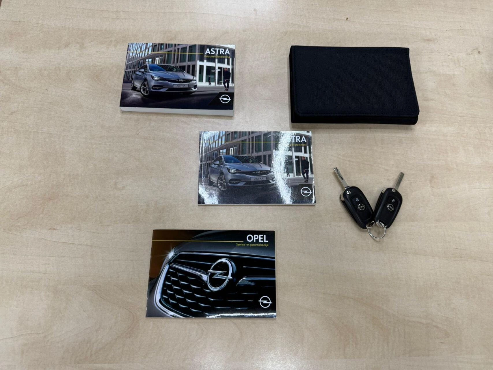 Hoofdafbeelding Opel Astra