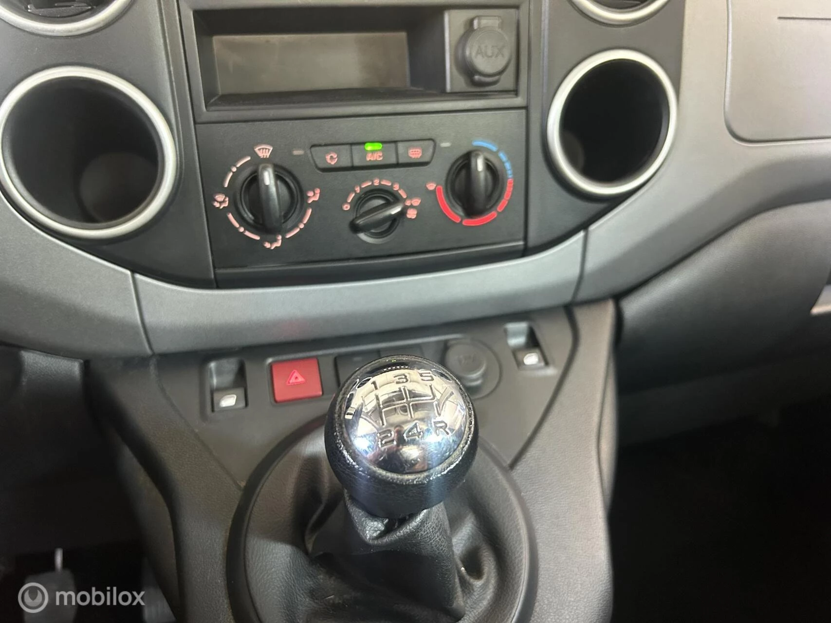 Hoofdafbeelding Peugeot Partner