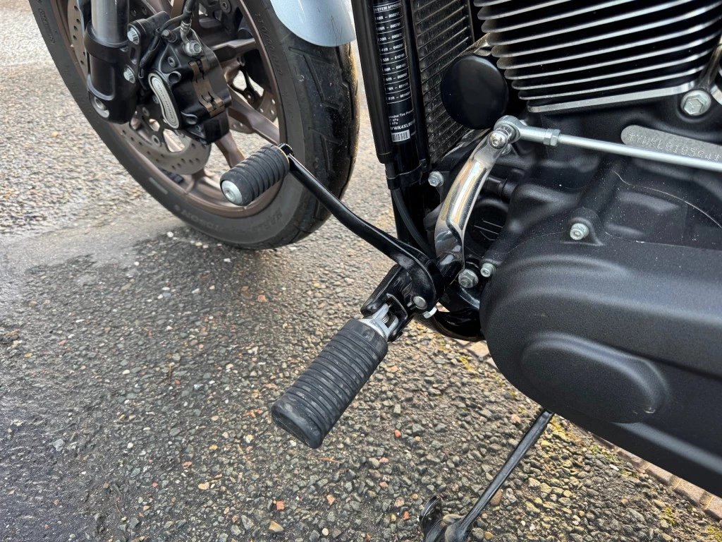 Hoofdafbeelding Harley-Davidson Low Rider