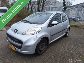 Peugeot 107 1.0-12V Urban Move