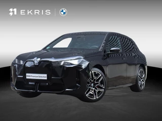 BMW iX xDrive45 | M Sport Pro | Trekhaak | Head up | Driving Assistant Prof. | Parking Assistant prof. | Harman Kardon | Stoelventilatie  | 22'' LMV