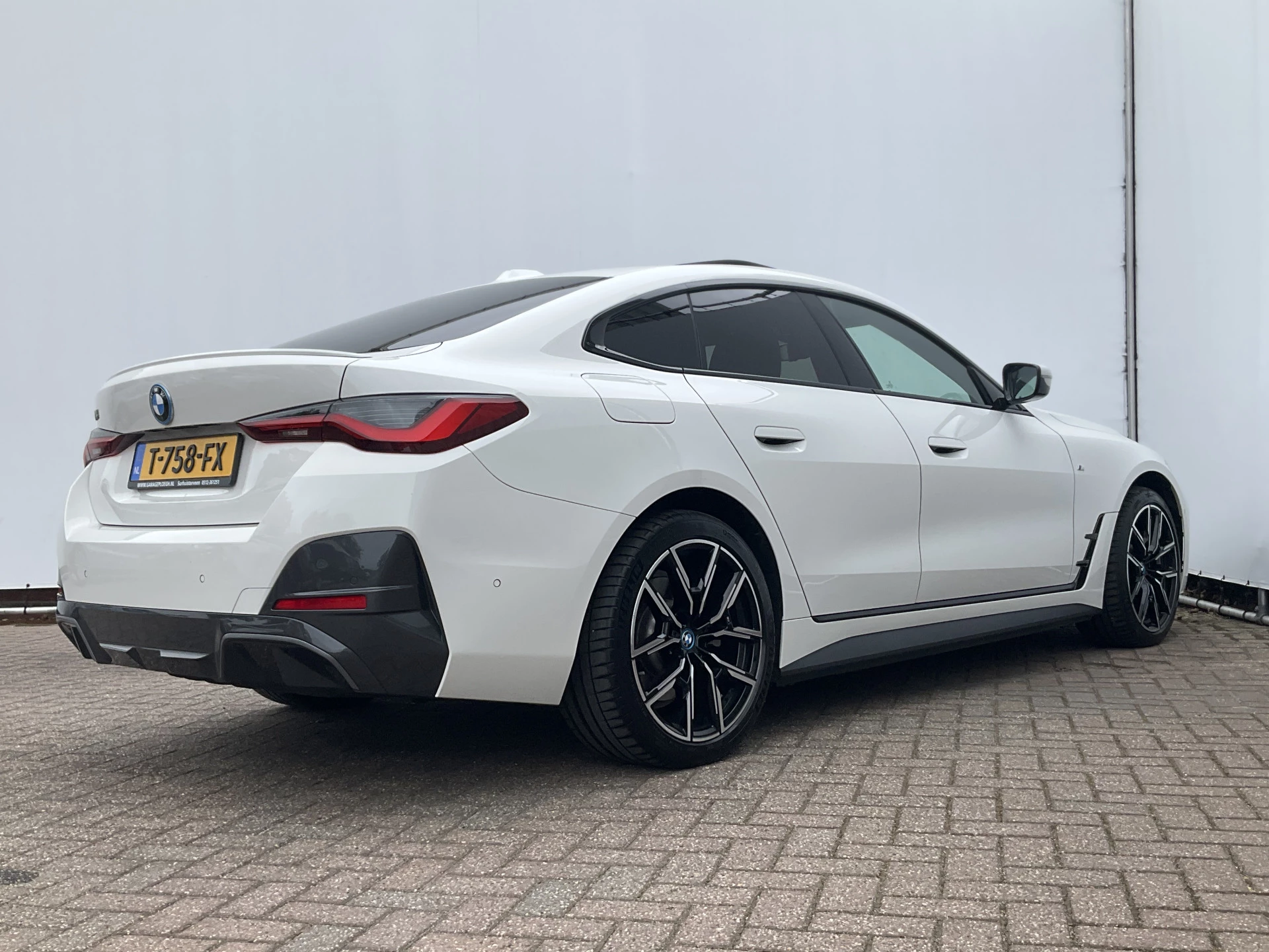 Hoofdafbeelding BMW i4