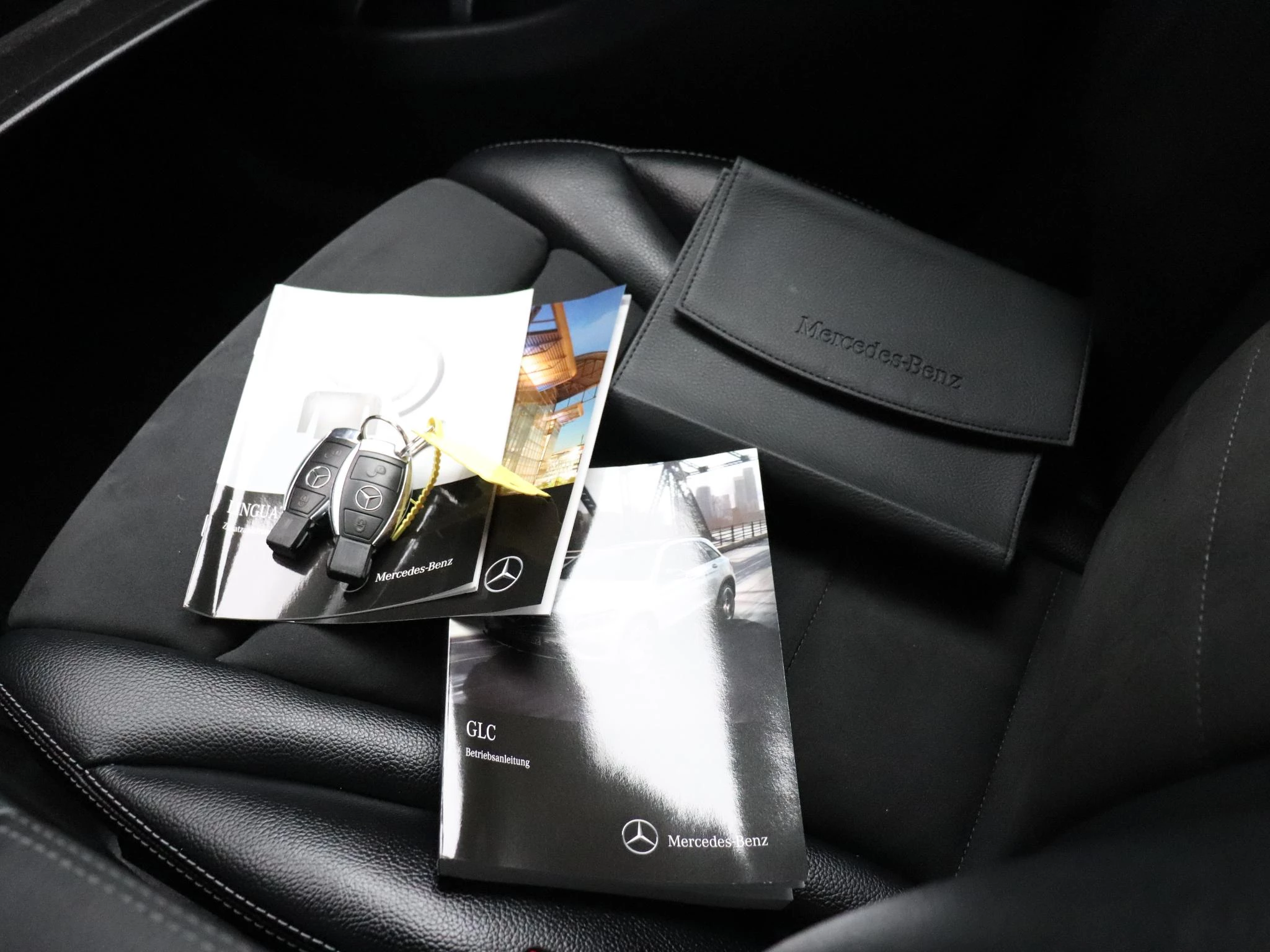 Hoofdafbeelding Mercedes-Benz GLC