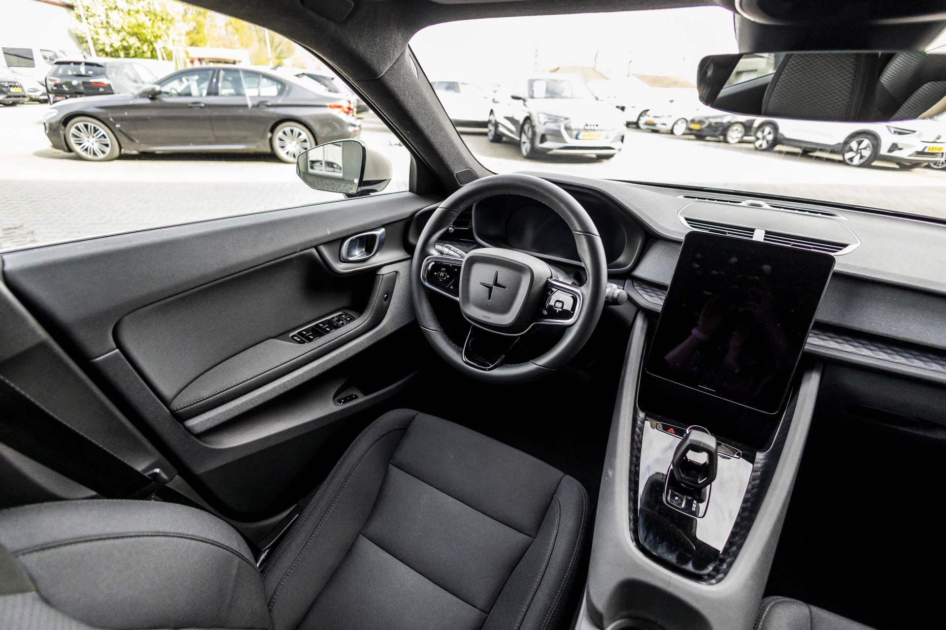 Hoofdafbeelding Polestar 2
