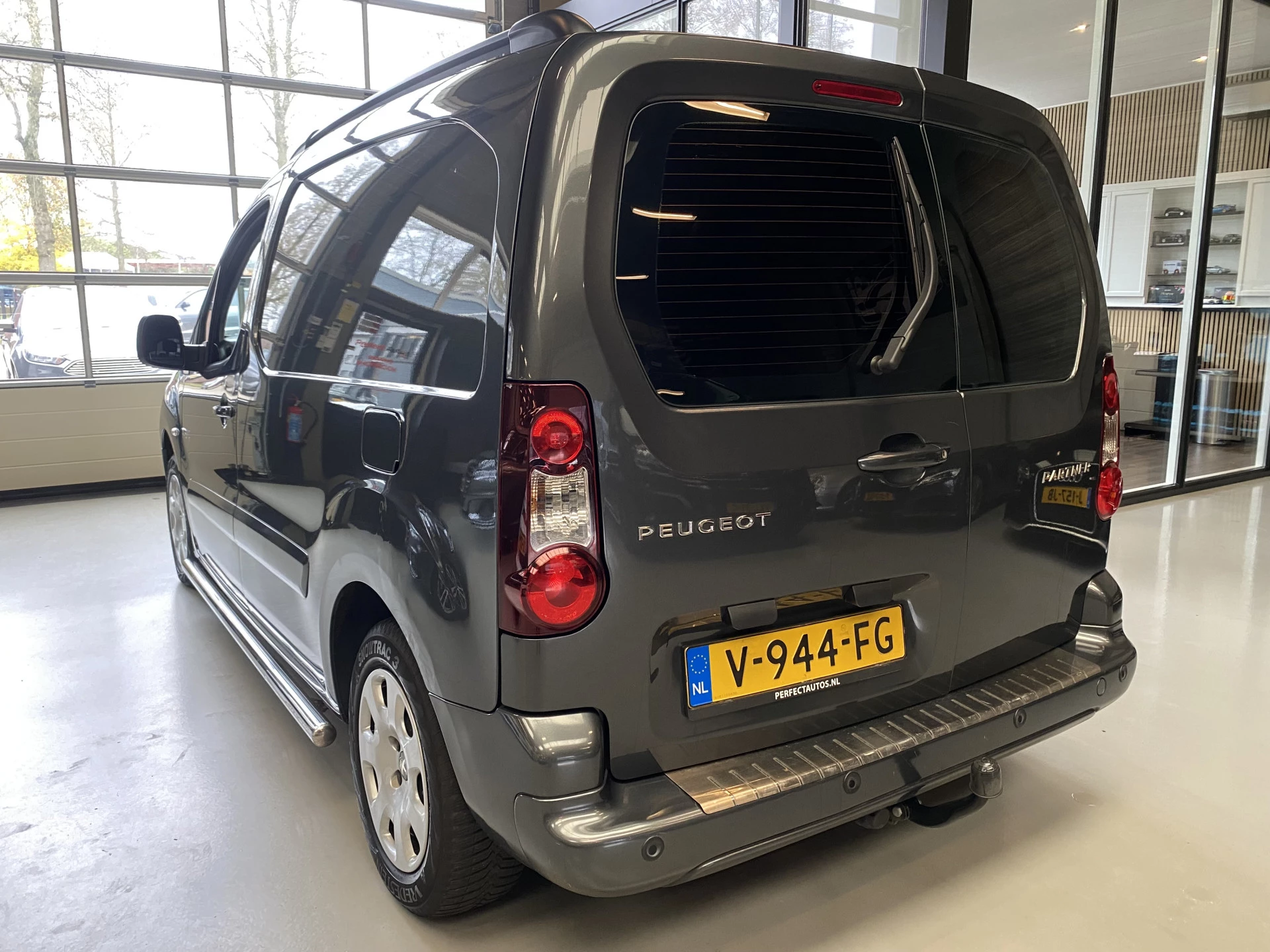 Hoofdafbeelding Peugeot Partner