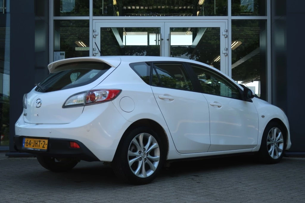 Hoofdafbeelding Mazda 3