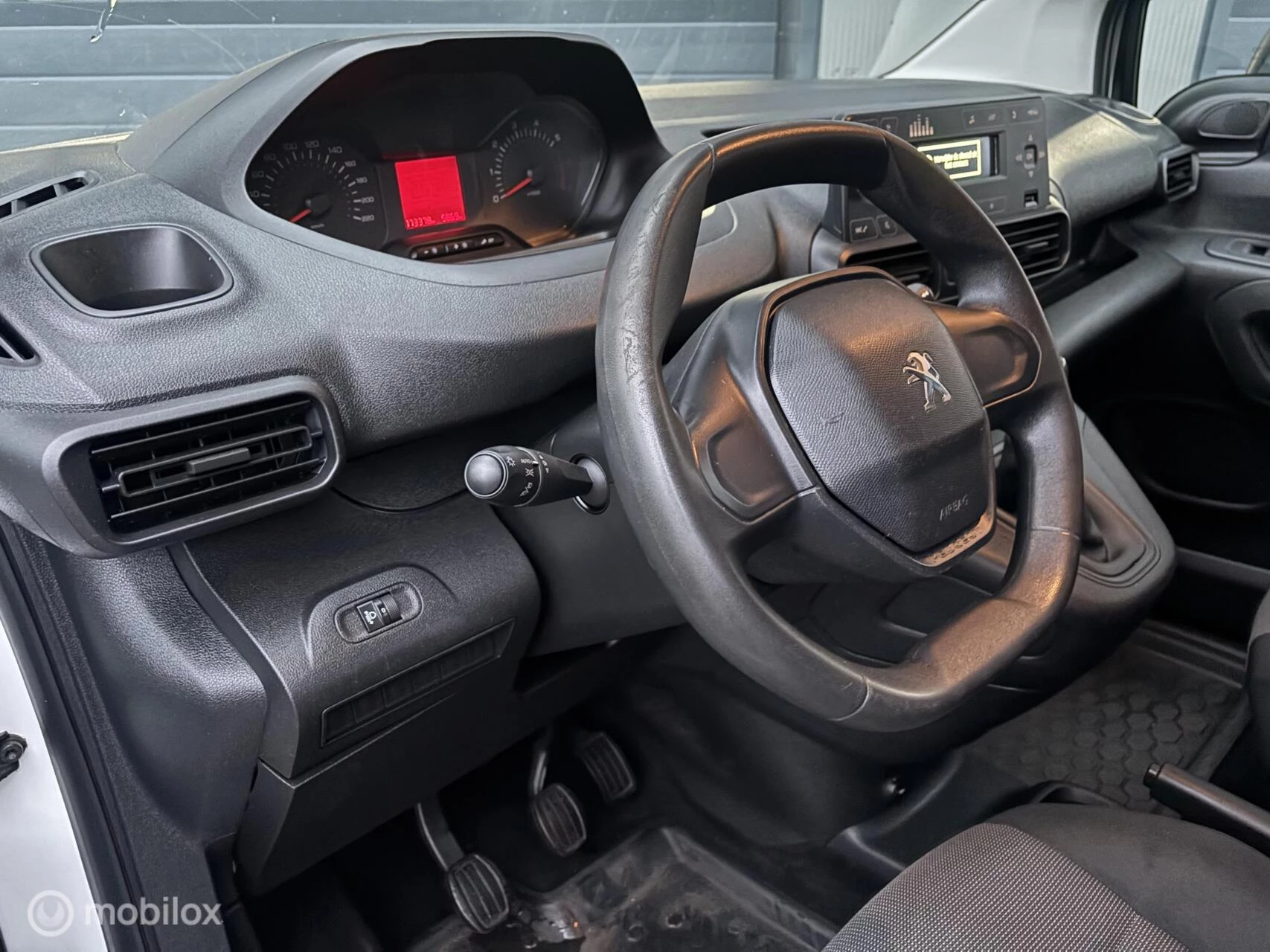 Hoofdafbeelding Peugeot Partner