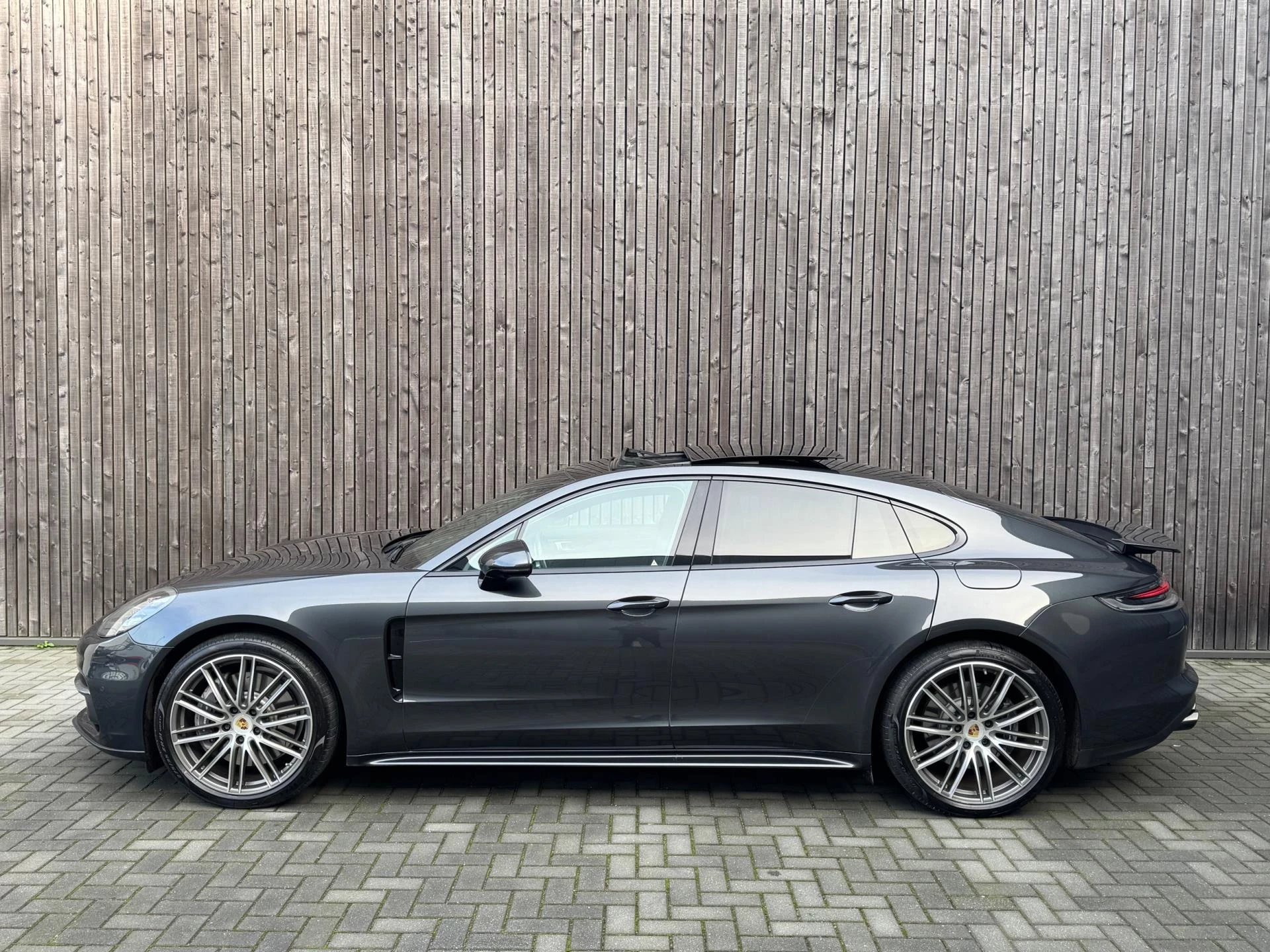 Hoofdafbeelding Porsche Panamera