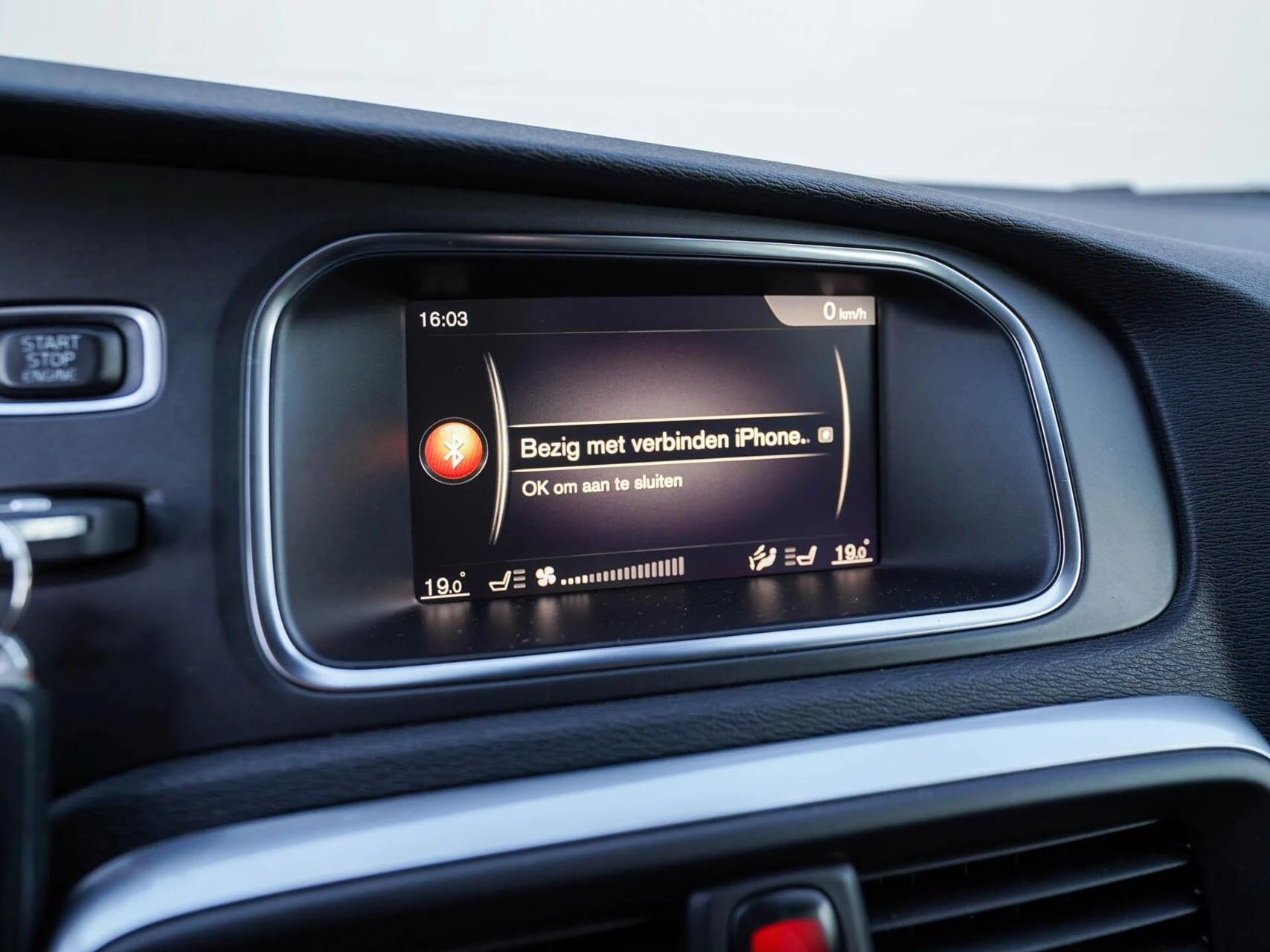 Hoofdafbeelding Volvo V40