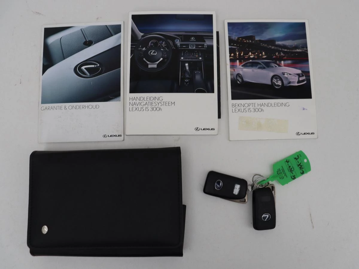 Hoofdafbeelding Lexus IS