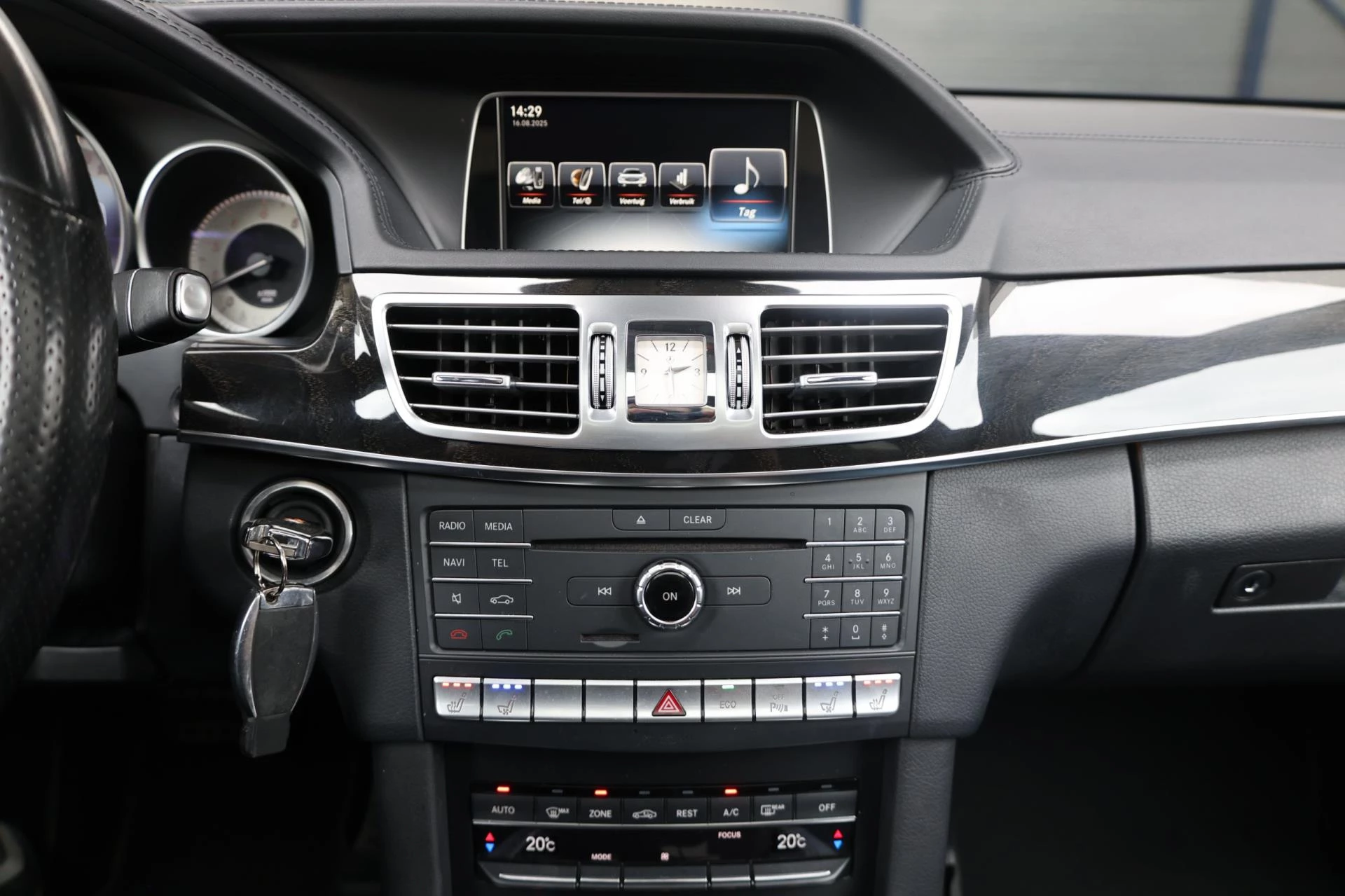 Hoofdafbeelding Mercedes-Benz E-Klasse