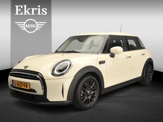 Hoofdafbeelding MINI 5-deurs MINI 5-deurs 1.5 One Classic | Parkeersensoren | Sportstoelen