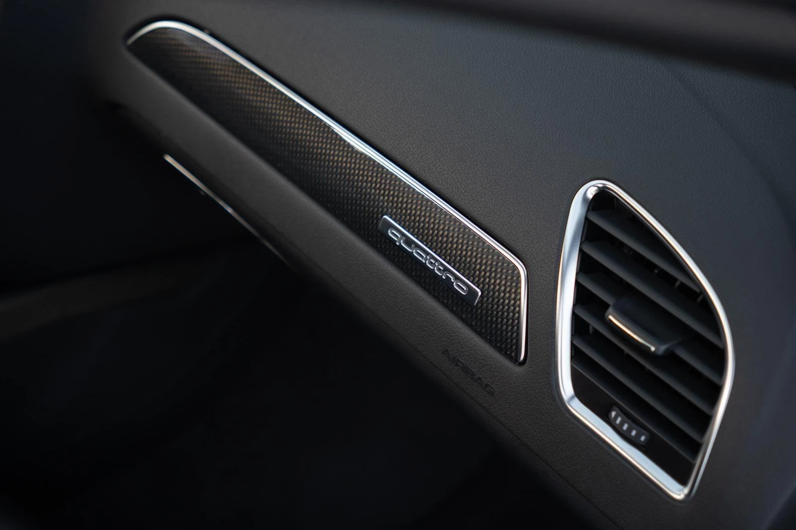 Hoofdafbeelding Audi S4