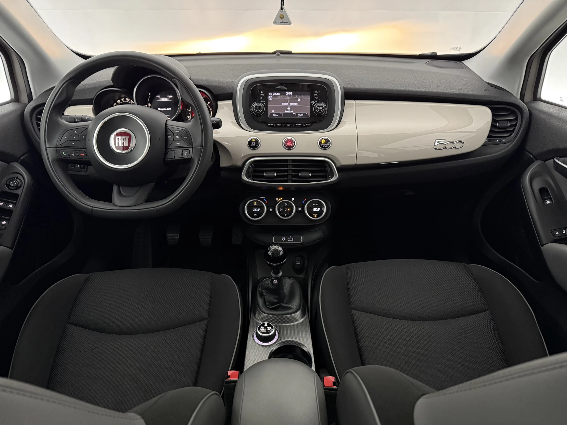 Hoofdafbeelding Fiat 500X