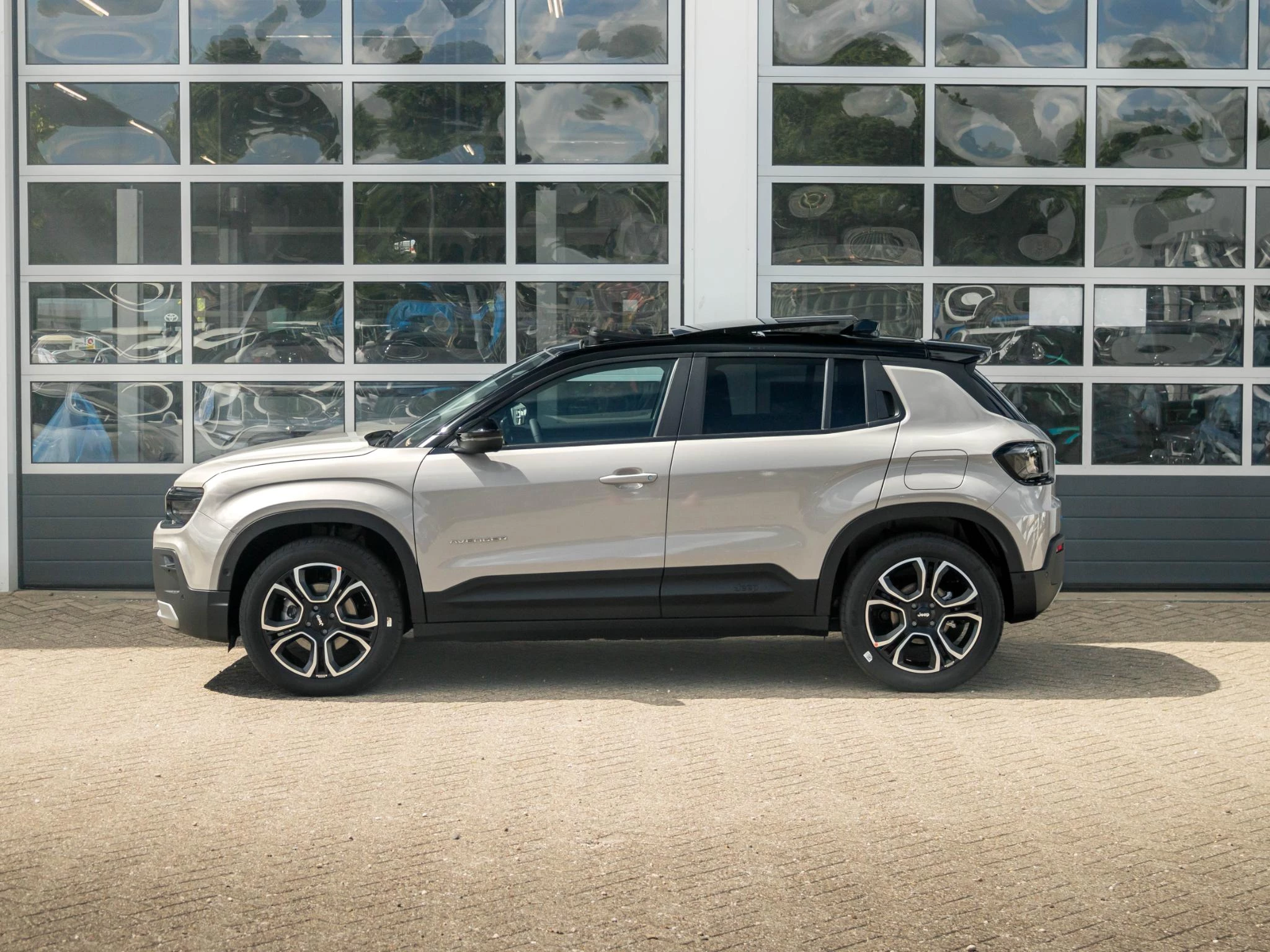 Hoofdafbeelding Jeep Avenger