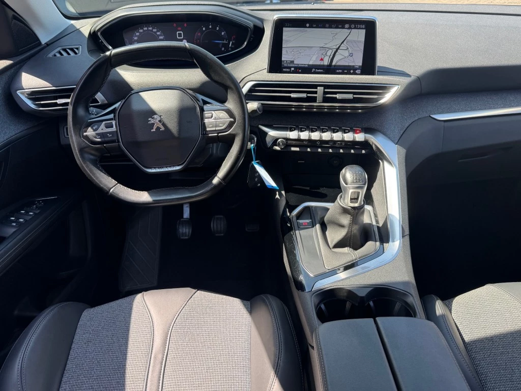 Hoofdafbeelding Peugeot 5008