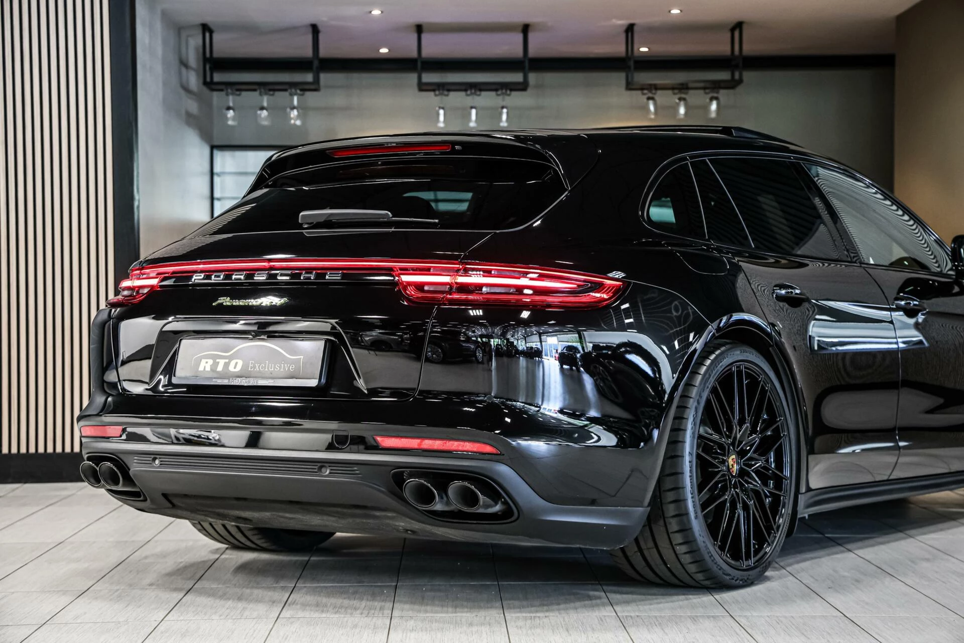 Hoofdafbeelding Porsche Panamera