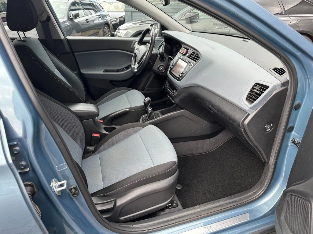 Hoofdafbeelding Hyundai i20