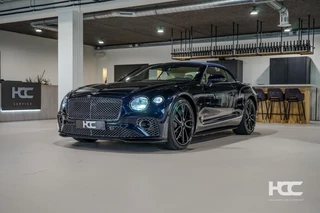 Hoofdafbeelding Bentley Continental GT Bentley Continental GTC V8 Mulliner | Naim | Carbon