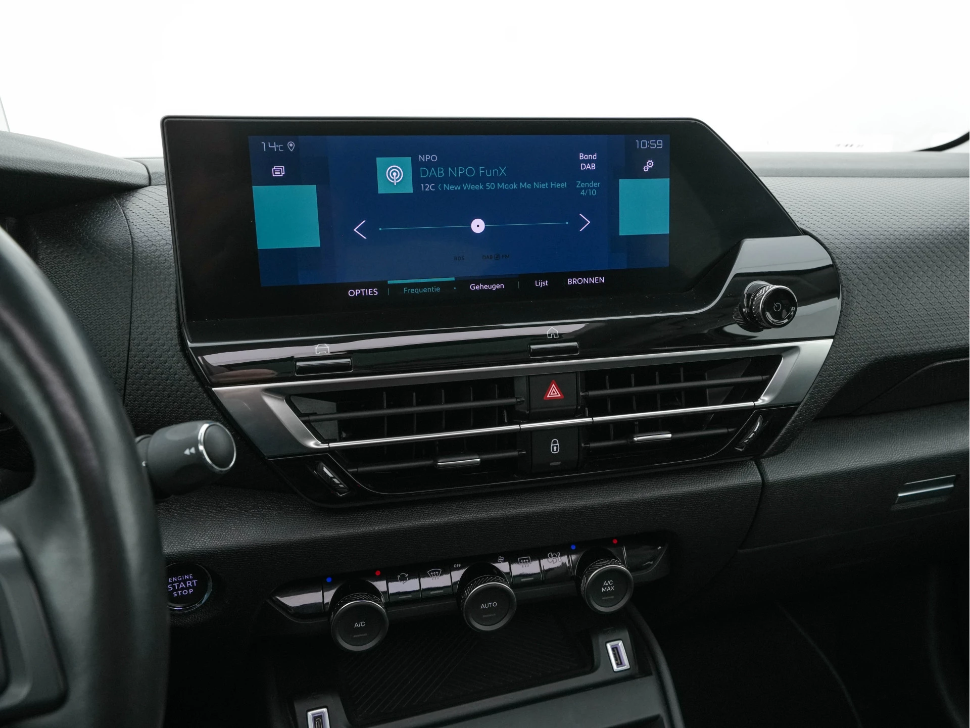 Hoofdafbeelding Citroën ë-C4