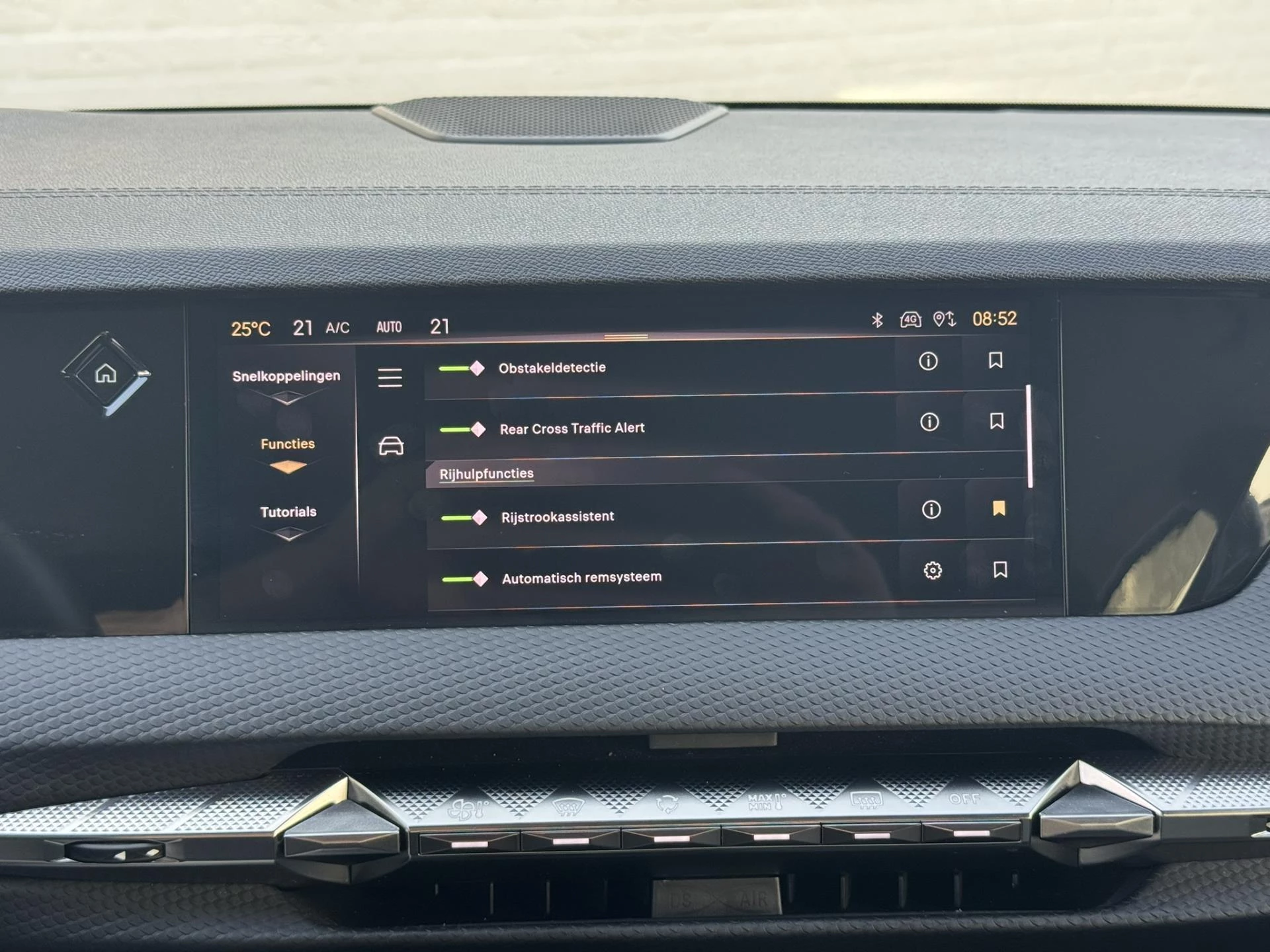 Hoofdafbeelding DS DS 4