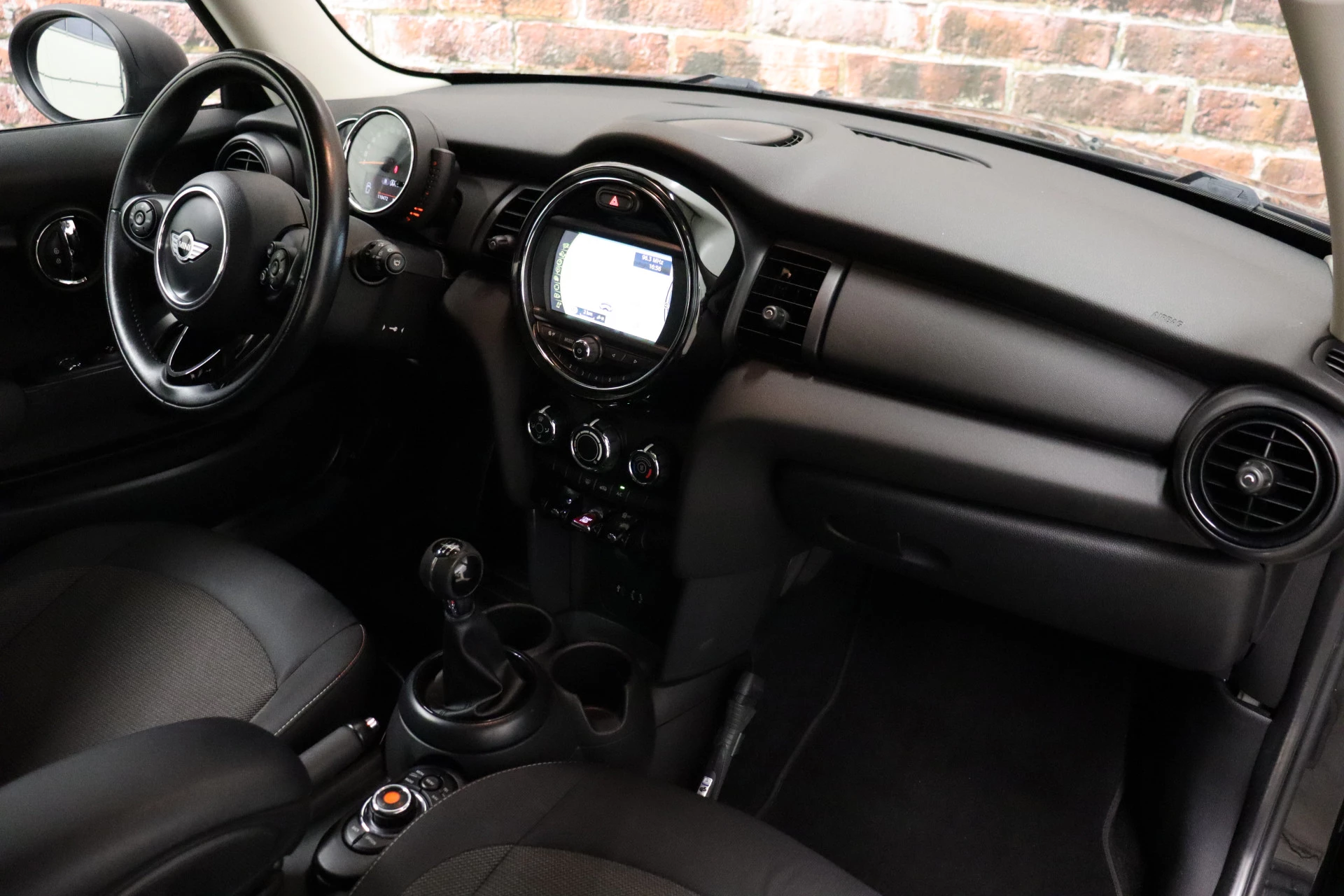 Hoofdafbeelding MINI One