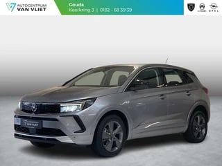 Hoofdafbeelding Opel Grandland Opel Grandland 1.2 Turbo Level 2 Edition | Apple Carplay/Android Auto | Stoelverwarming | Stuurverwarming | All Season Banden | Parkeer Sensoren Voor/Achter |