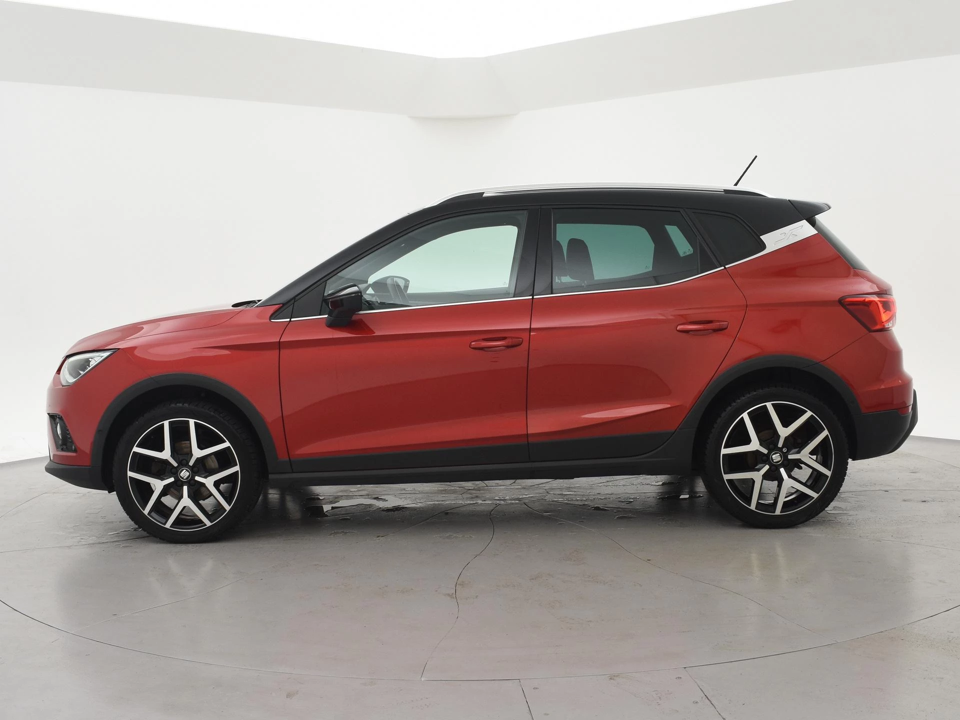 Hoofdafbeelding SEAT Arona