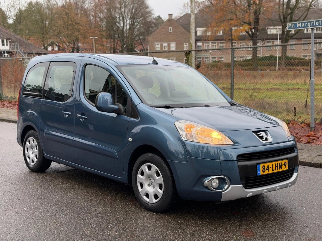 Hoofdafbeelding Peugeot Partner