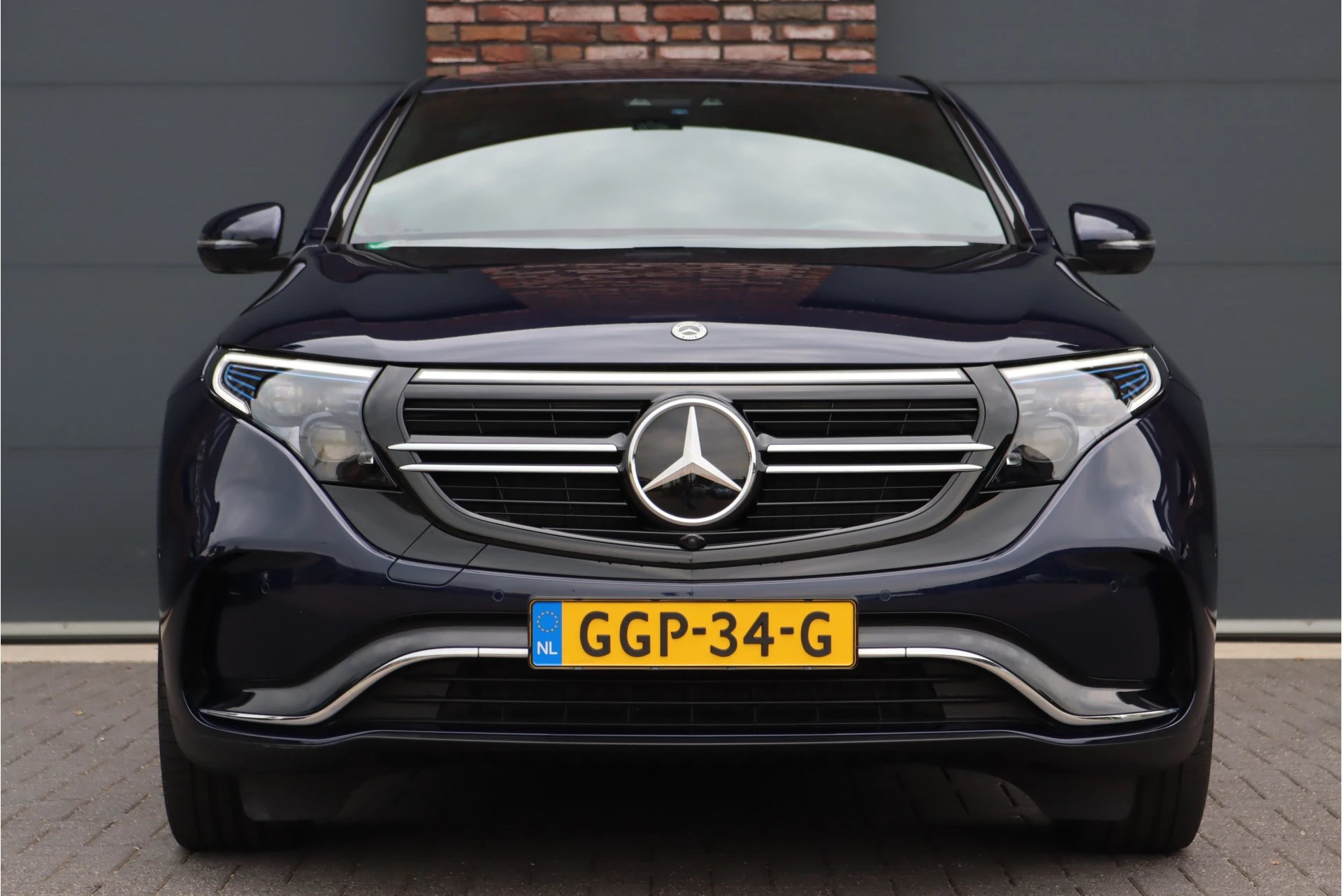 Hoofdafbeelding Mercedes-Benz EQC