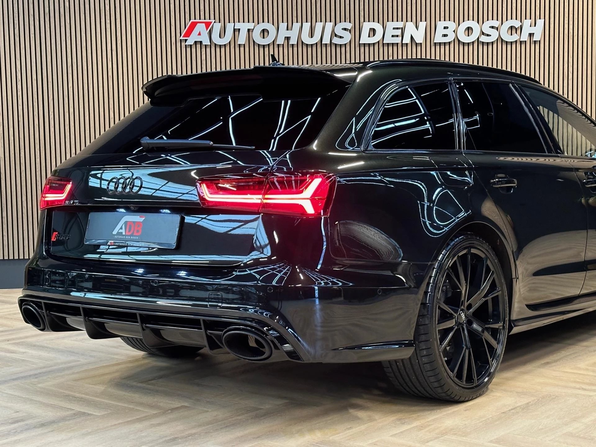 Hoofdafbeelding Audi RS6