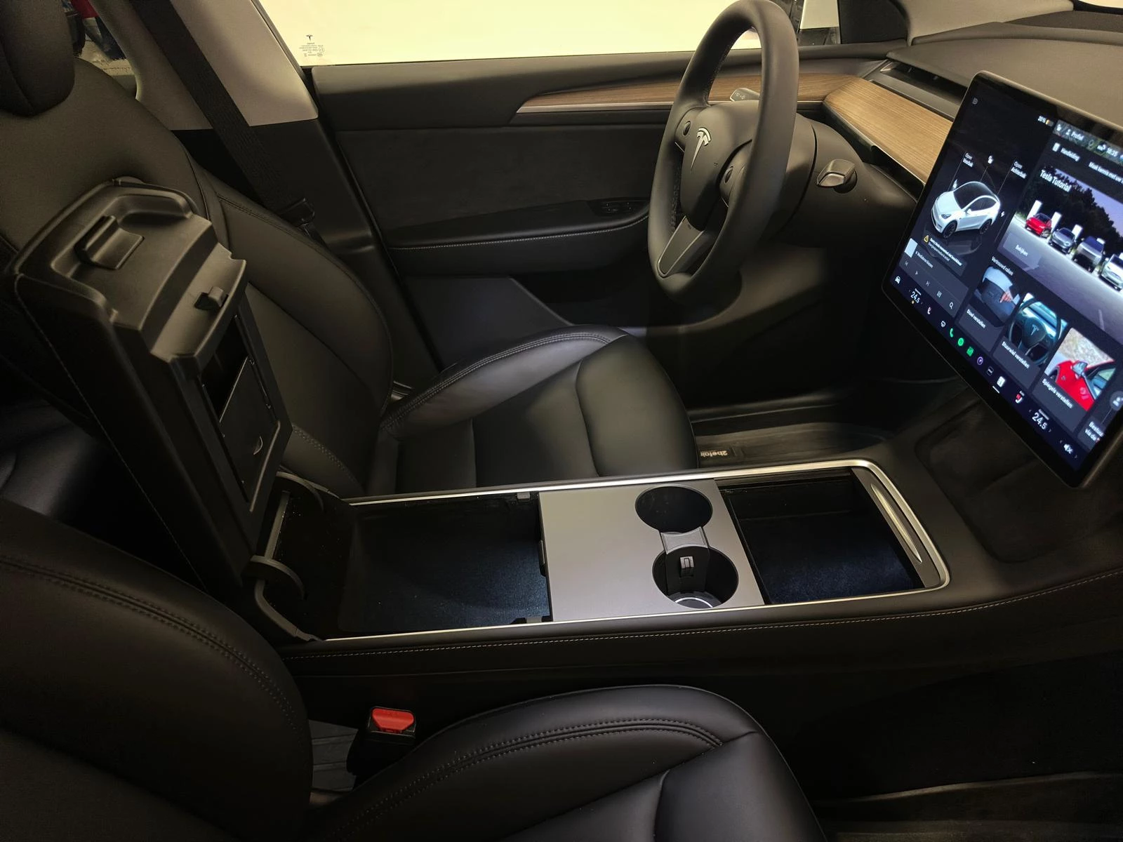Hoofdafbeelding Tesla Model Y