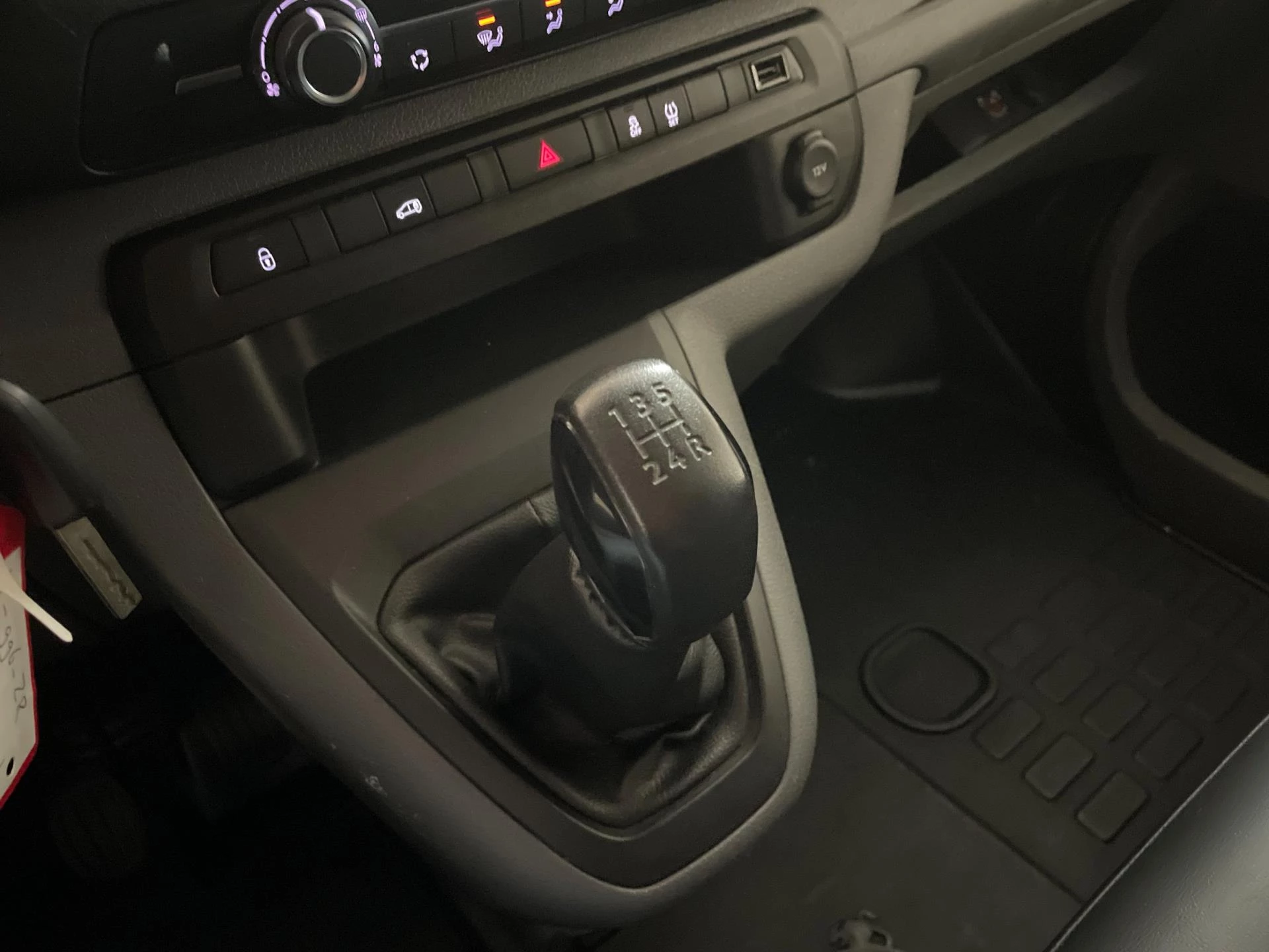 Hoofdafbeelding Peugeot Expert