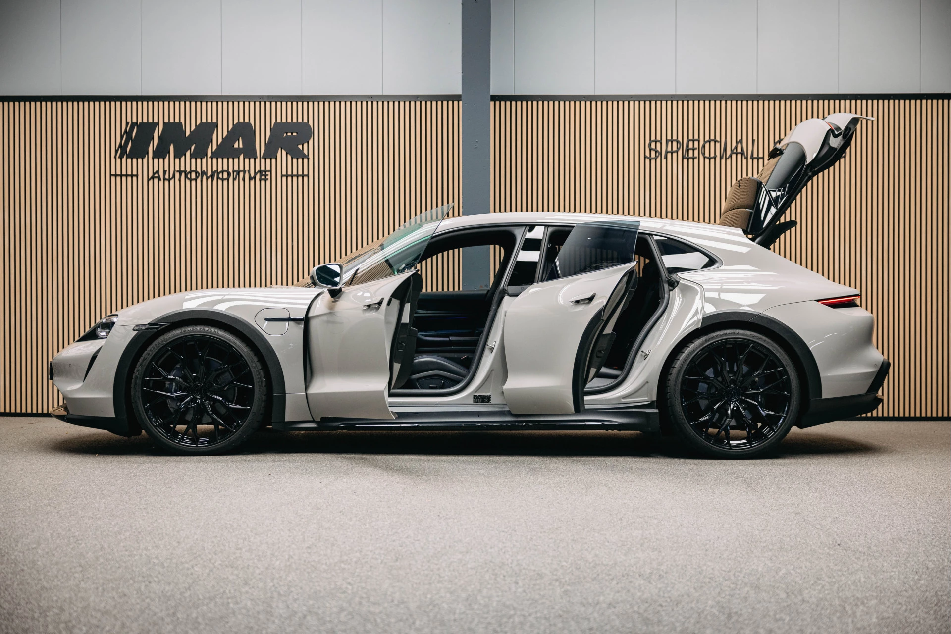 Hoofdafbeelding Porsche Taycan