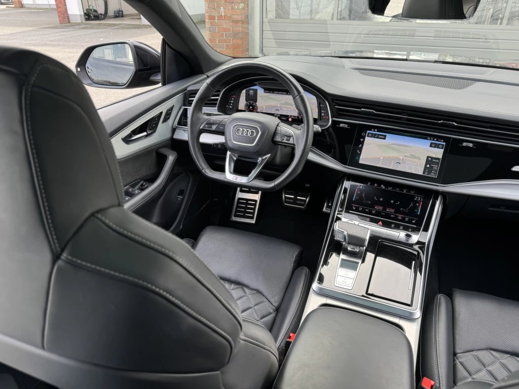 Hoofdafbeelding Audi Q8