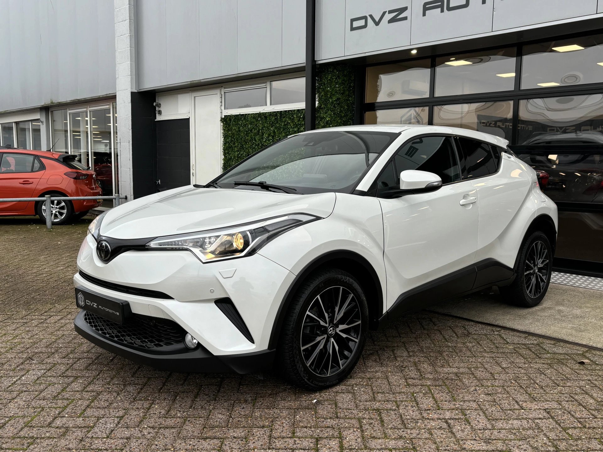 Hoofdafbeelding Toyota C-HR