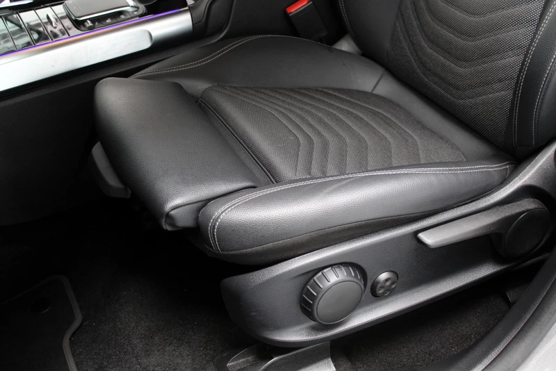 Hoofdafbeelding Mercedes-Benz EQB