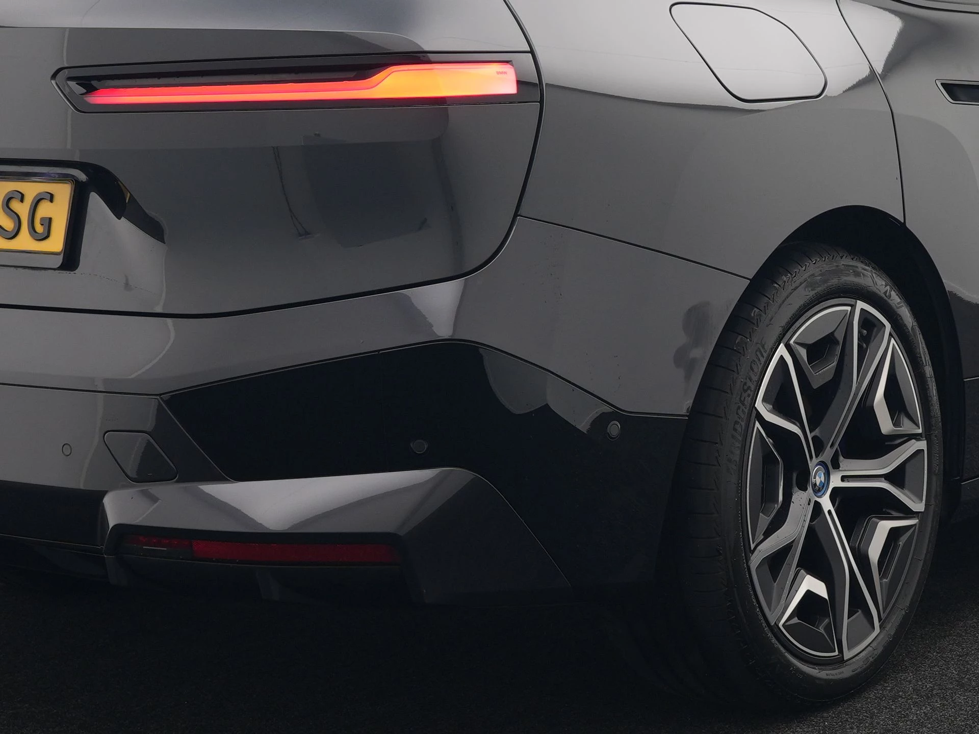 Hoofdafbeelding BMW iX