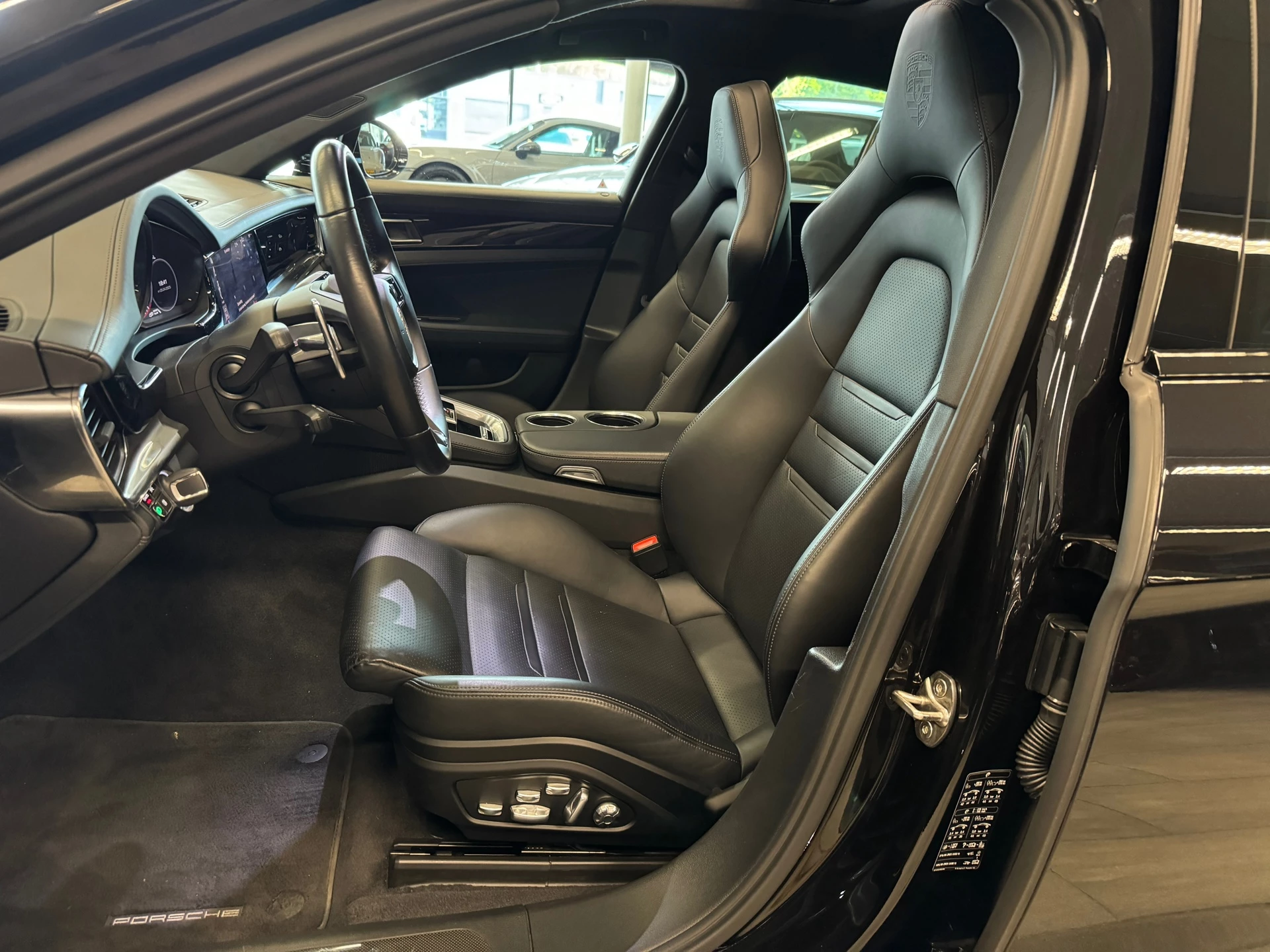 Hoofdafbeelding Porsche Panamera