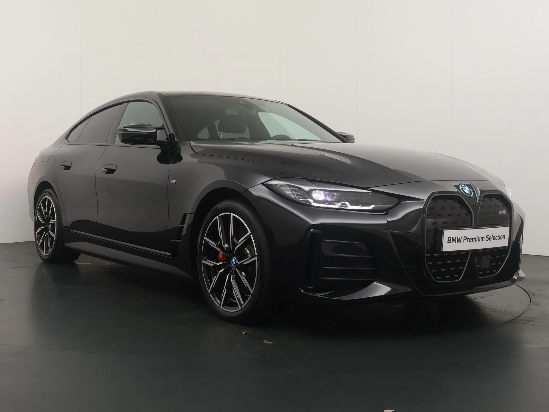 Hoofdafbeelding BMW i4