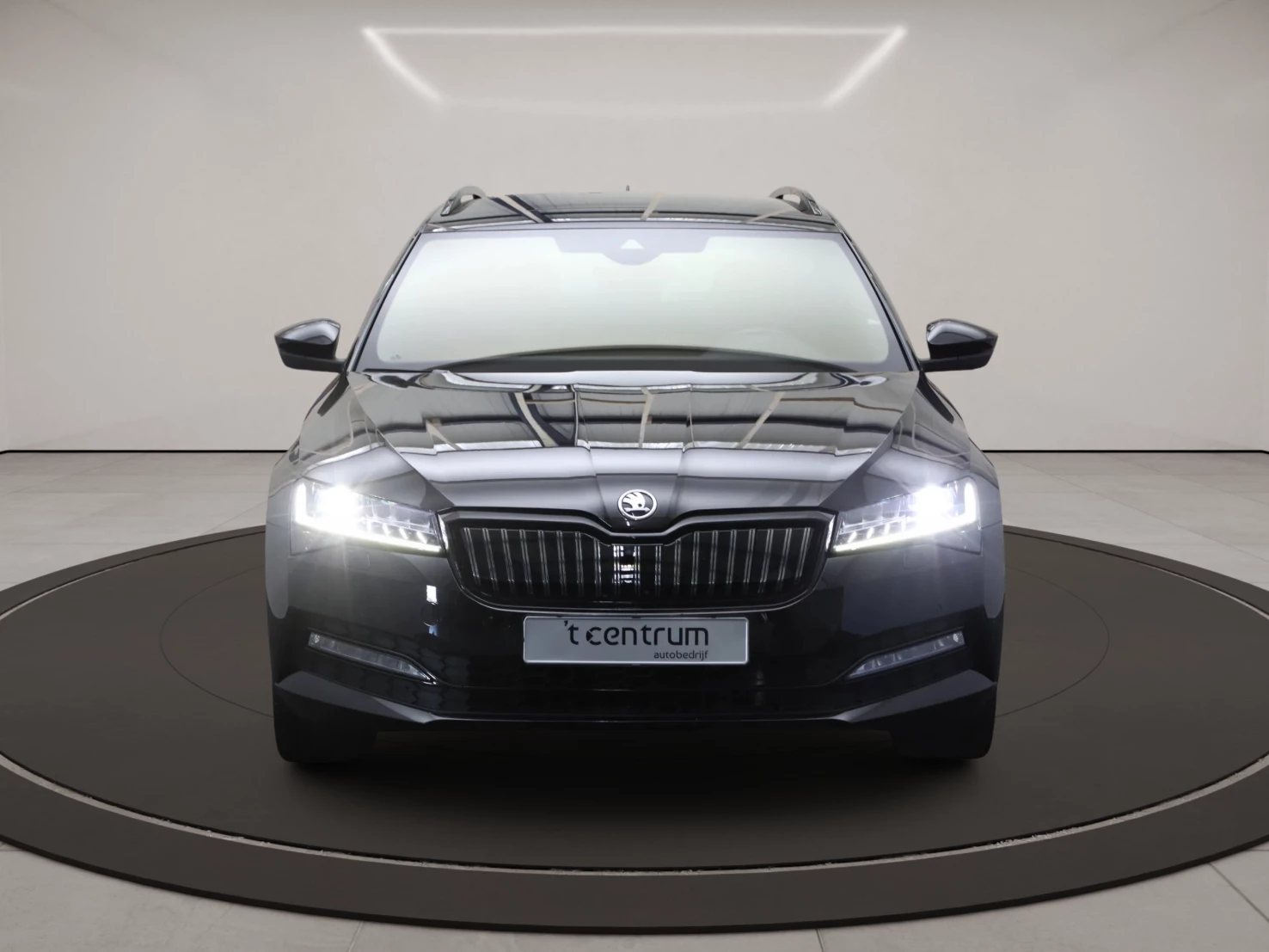 Hoofdafbeelding Škoda Superb