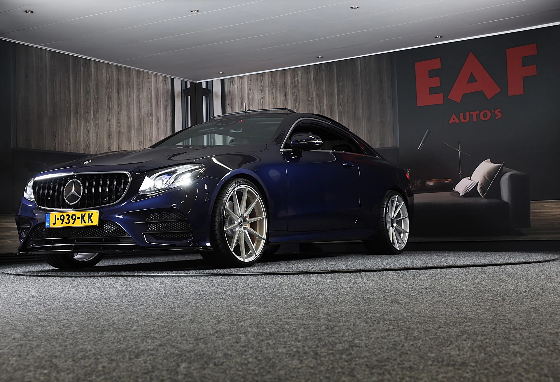 Hoofdafbeelding Mercedes-Benz E-Klasse