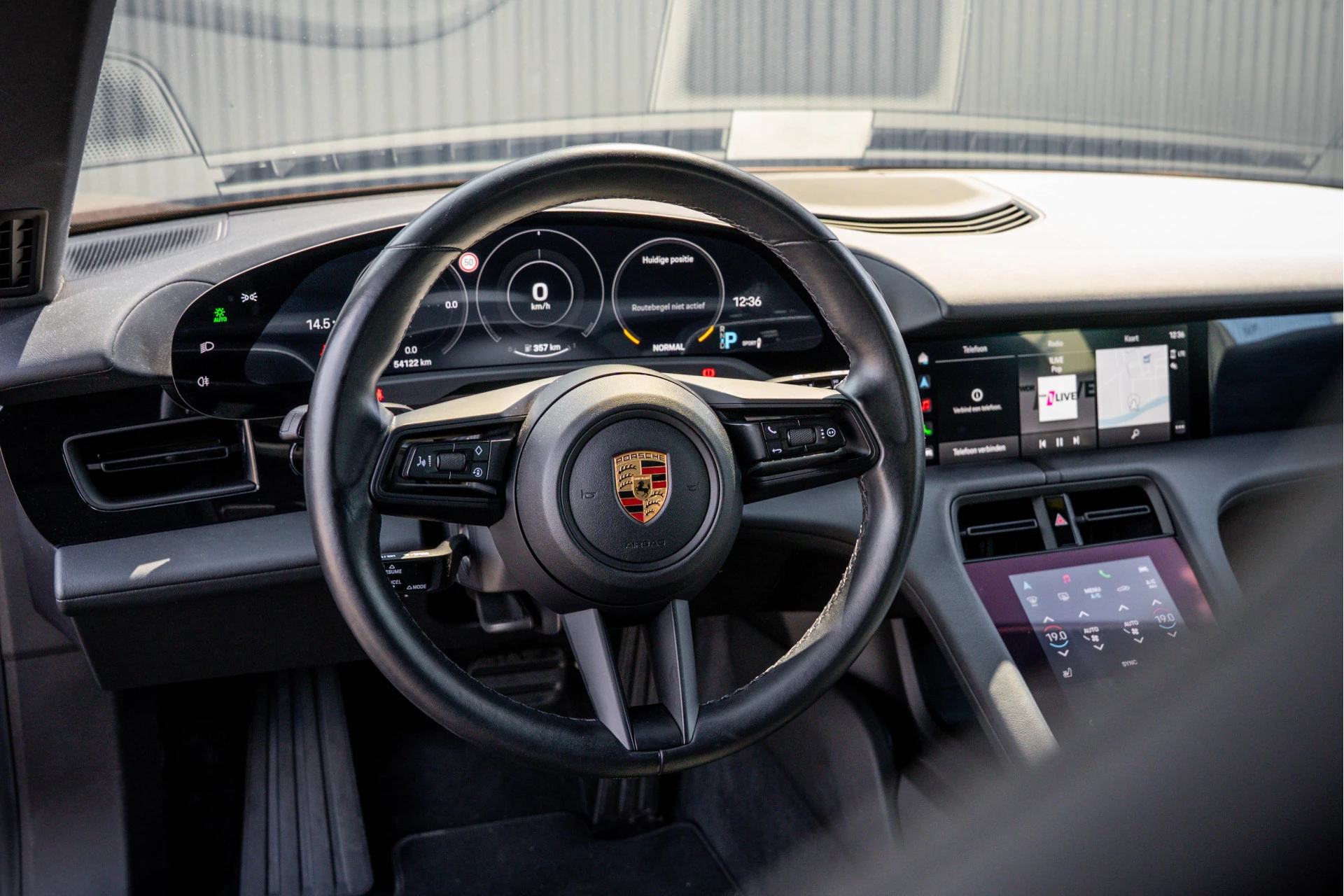 Hoofdafbeelding Porsche Taycan