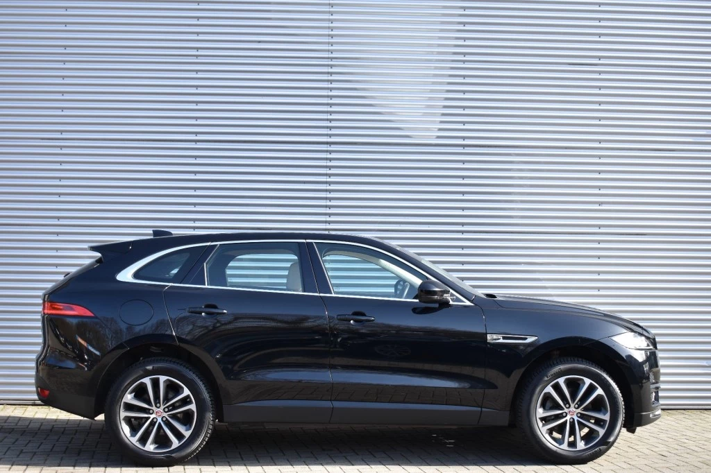 Hoofdafbeelding Jaguar F-PACE