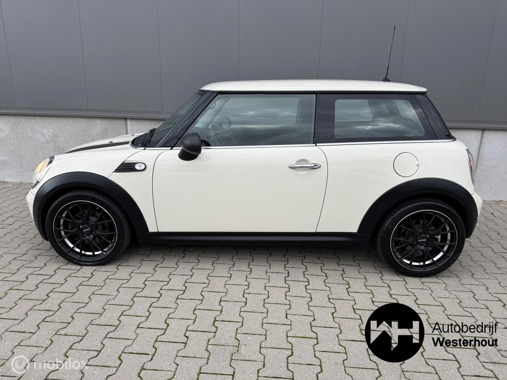 Hoofdafbeelding MINI One
