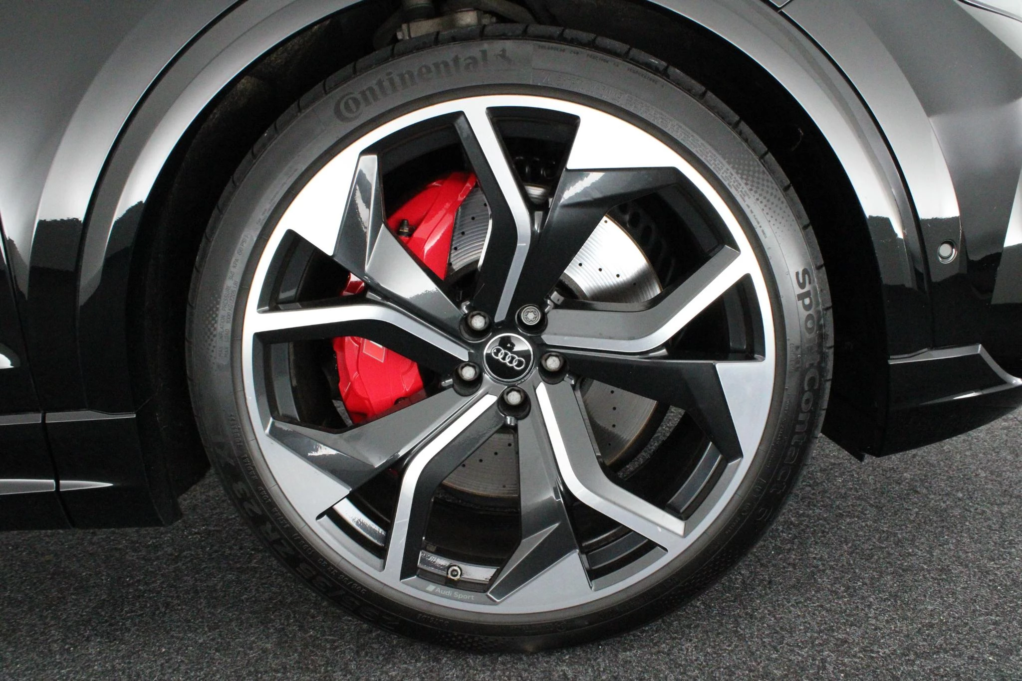 Hoofdafbeelding Audi RSQ8