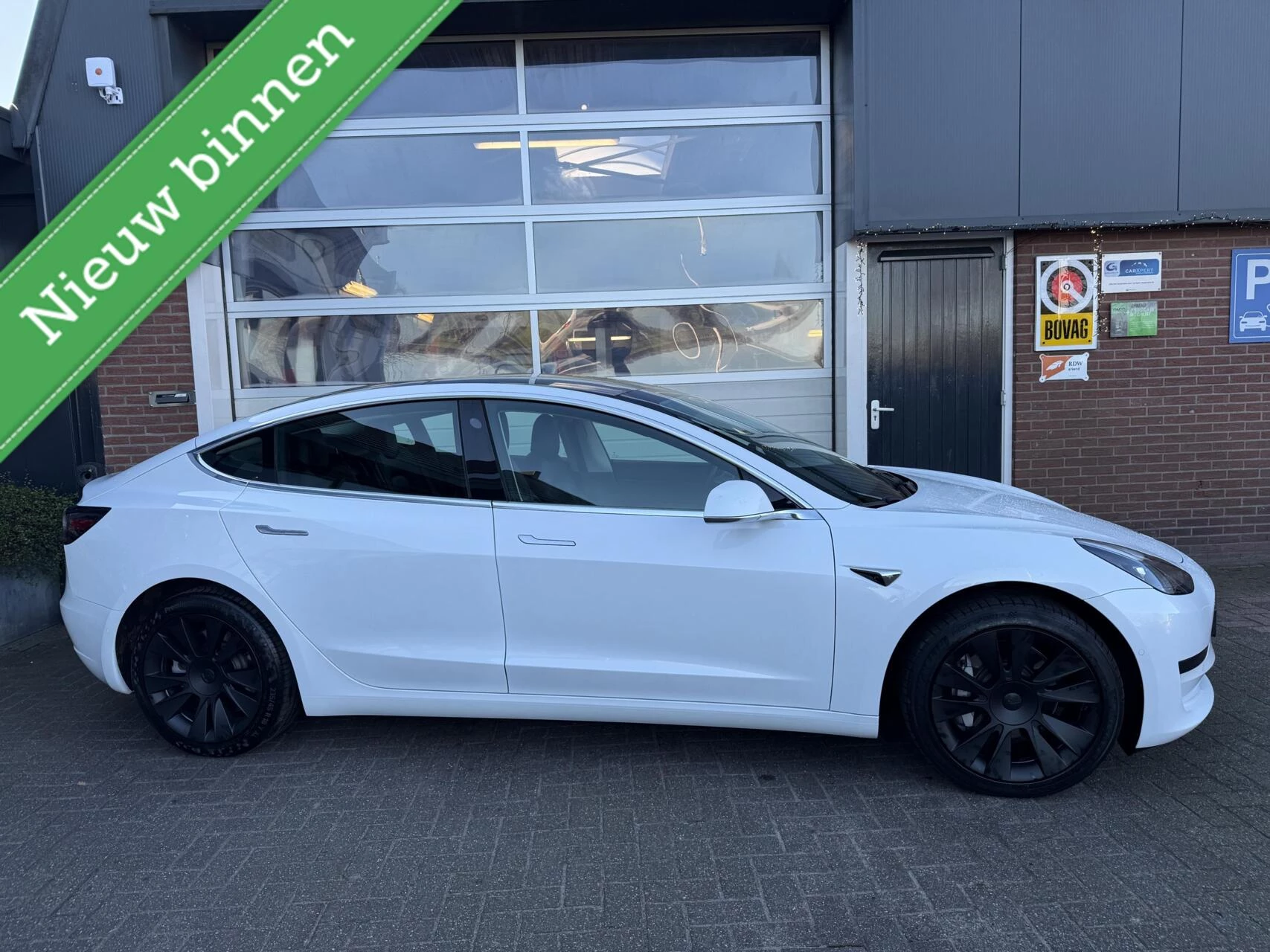 Hoofdafbeelding Tesla Model 3